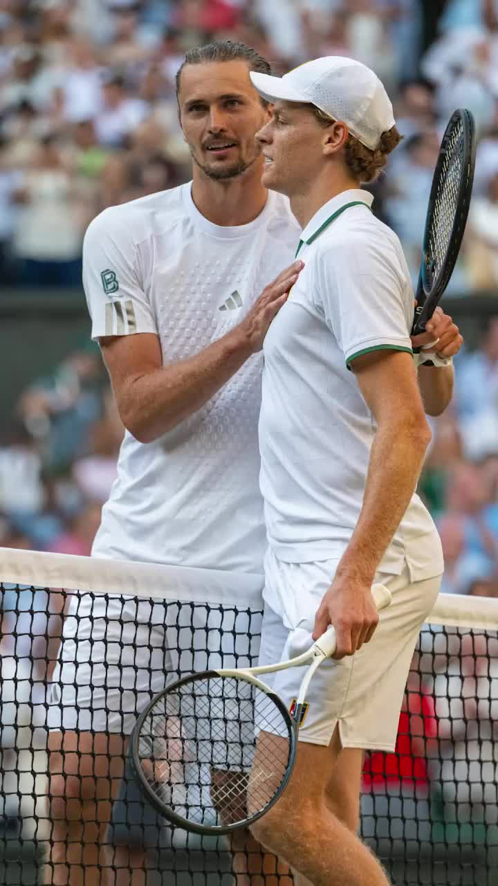 „Jannik, nu te mai plac deloc!”     VIDEO  Sinner și-a apărat trofeul la   Wimbledon,  iar discursul lui Zverev a făcut deliciul publicului