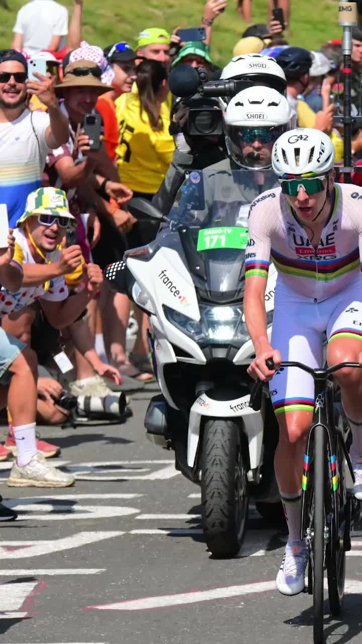 De ce e Pogacar suspectat    Campionul și bănuielile de dopaj  în Turul Franței. Legăturile slovenului cu persoane pedepsite: „Am îndoieli”