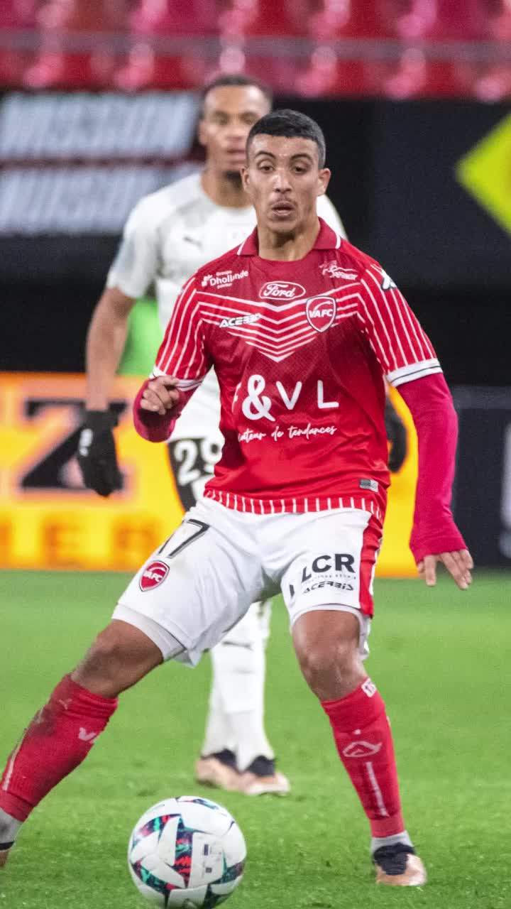 FCSB, acord de transfer  Jucătorul cu   19 G/A  sezonul trecut va semna cu roș-albaștrii