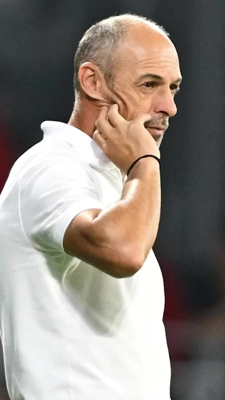 „Nu e posibil așa ceva la prima etapă!”  Andone   și-a pus la zid elevii după eșecul cu FCSB  și i-a atacat pe arbitri: „Duc jocul unde vor!”