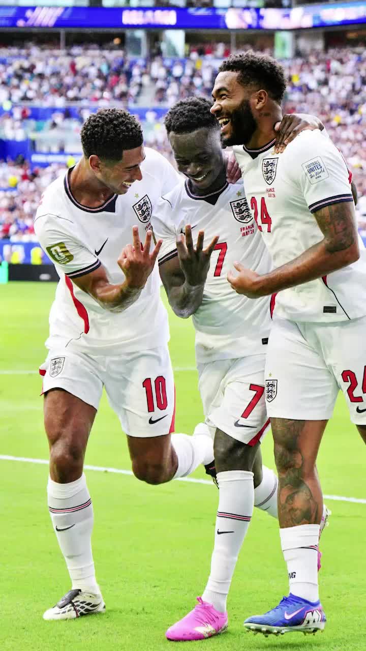 Generozitatea lui Bellingham  Starul englezilor i-a cedat penalty-ul lui Bukayo Saka, deși putea   bate un record  important: „A fost primul care mi-a spus”