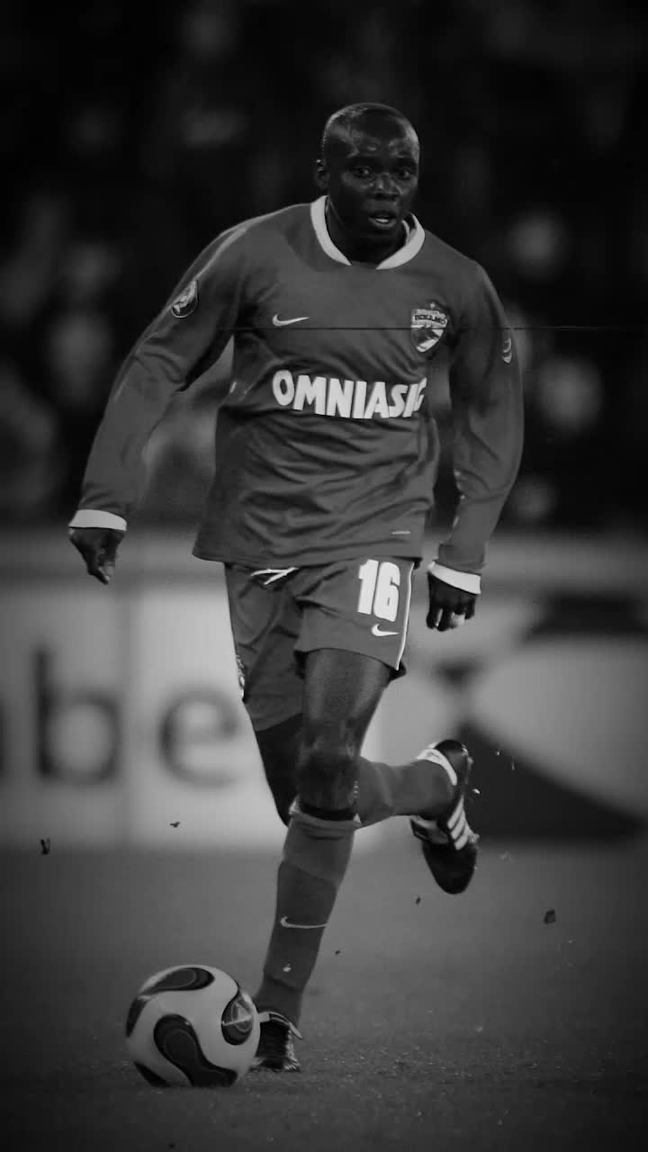 Doliu la Dinamo    A murit George Blay, la doar 45 de ani  » Fostul fundaș a câștigat titlul cu alb-roșiii în 2007
