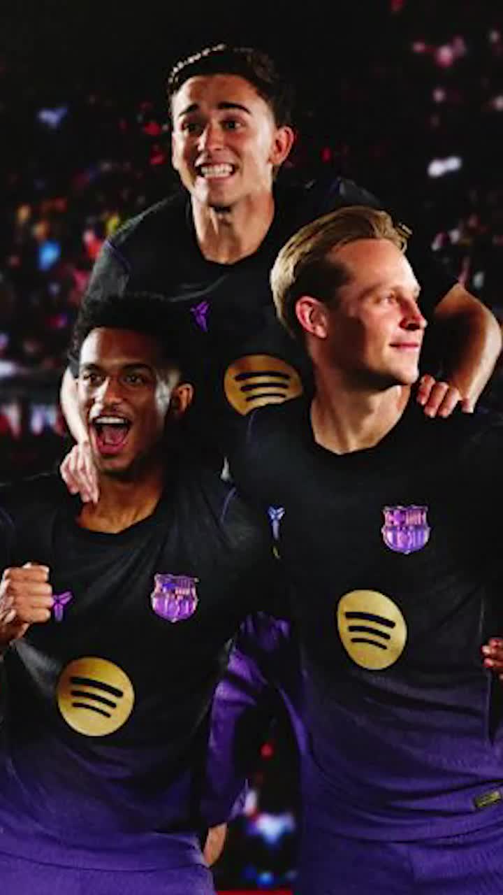 Barca, omagiu pentru Kobe Bryant     FOTO:  Cum arată   noul tricou de deplasare  al catalanilor: costă 125 de euro și are o inspirație specială