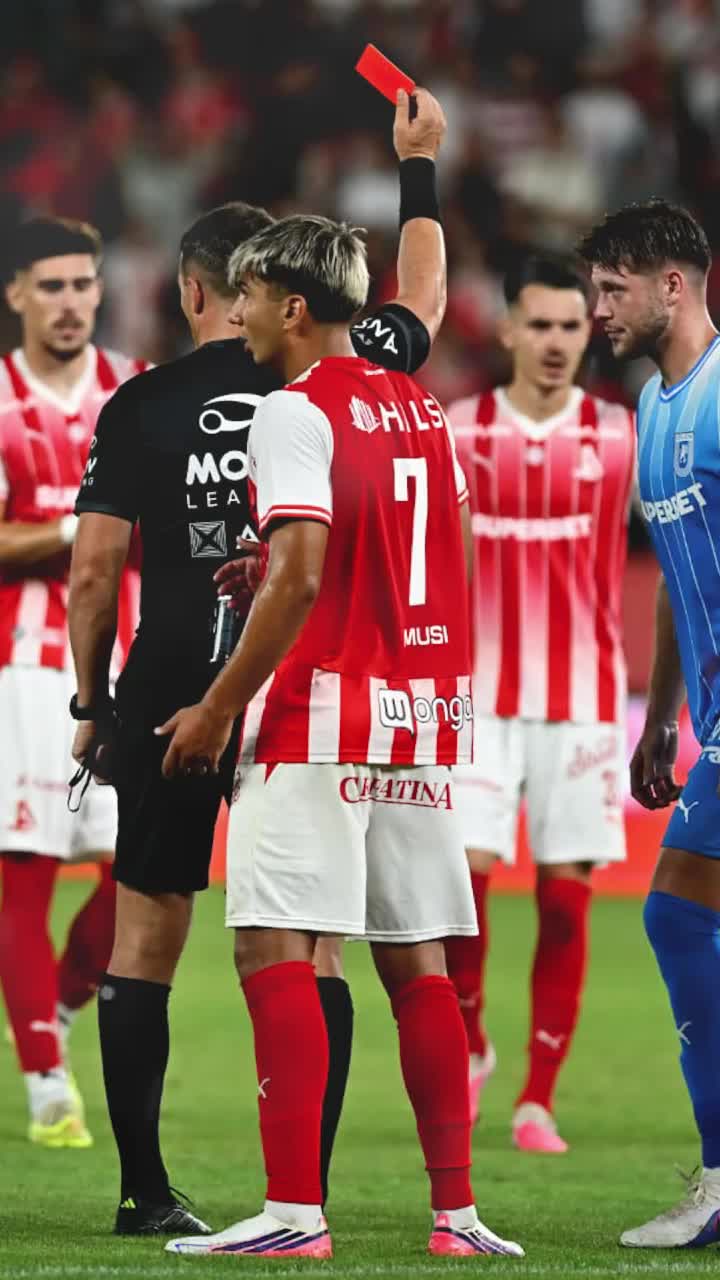 Fază confuză la Dinamo - Craiova    FOTO.  De ce a văzut ROȘU Badelj: Kovacs acordase penalty și galben, apoi   a anulat lovitura de pedeapsă, dar l-a eliminat!