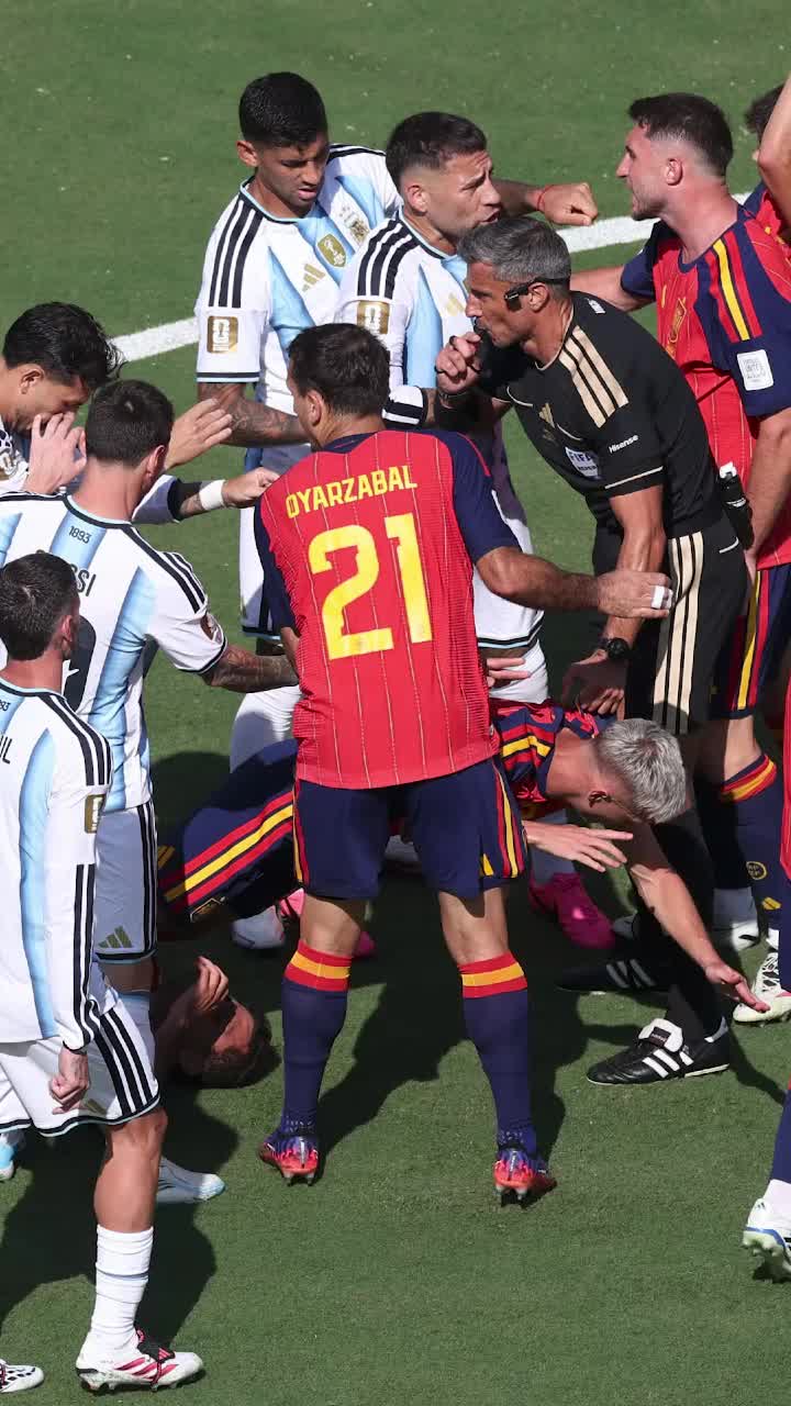 S-a retras după finala CM 2026  Renunță la fotbal la o săptămână după ce a bifat   cel mai mare meci al carierei