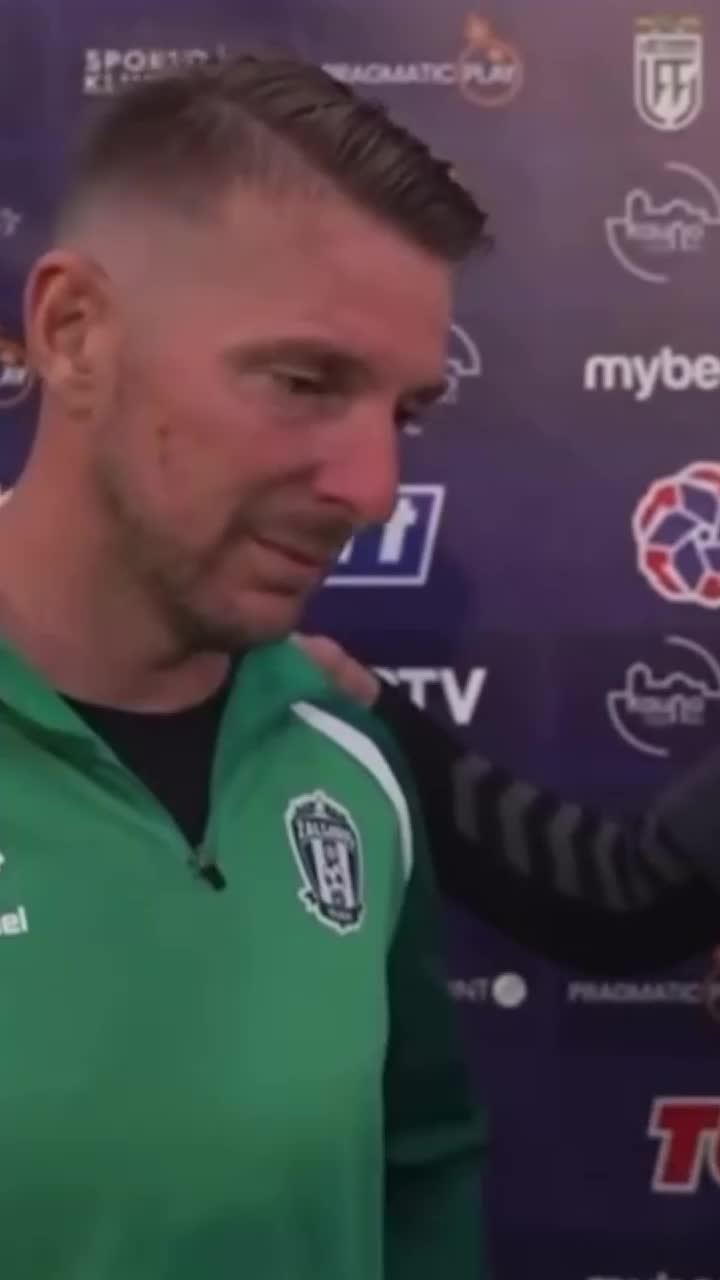 Gest superb făcut de Antal  Fotbalistul român   a ieșit de pe teren  ca Petkovic să execute penalty-ul. Sârbul l-a chemat la interviu: „Datorită lui am reușit asta”