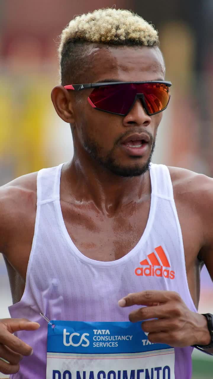 Dispariție misterioasă, final fericit   FOTO+VIDEO.  După 44 de zile de căutări, cel mai rapid maratonist din America de Sud  a fost găsit în viață