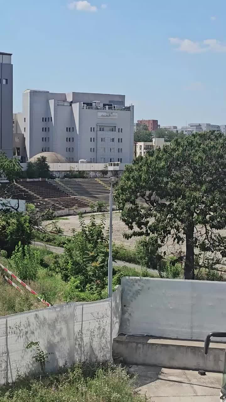 Se reiau lucrările la Dinamo?   VIDEO+FOTO  Imagini de azi, de la stadion: ce se întâmplă cu  noua arenă