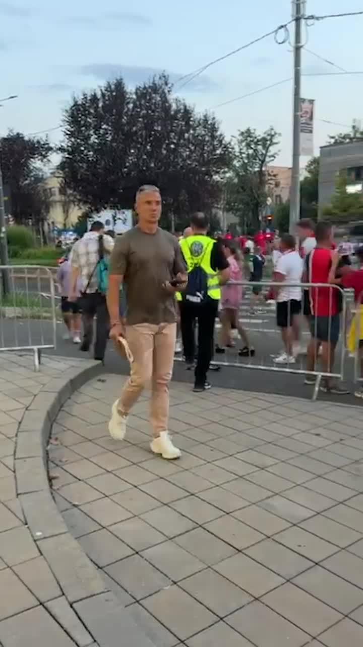 Pancu, „spion” la Dinamo - FC Voluntari   VIDEO:  Antrenorul Rapidului a venit cu agenda la „Arcul de Triumf”:  „Ne specializăm în portughezi!”