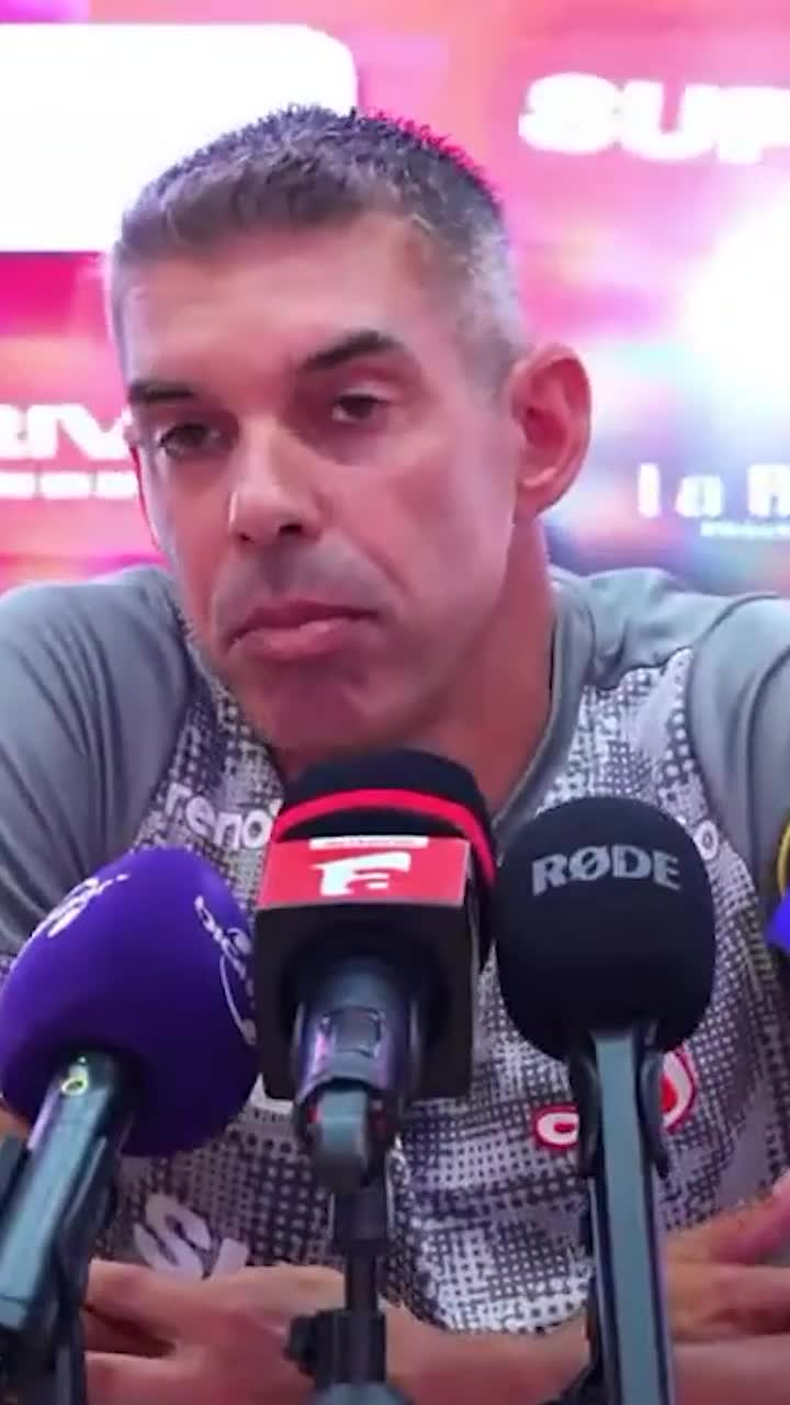 L-a șters din memorie   VIDEO.   Nuno Campos,  blocat la conferința lui Dinamo, când a venit vorba de Pușcaș: „Scuze, am uitat...”