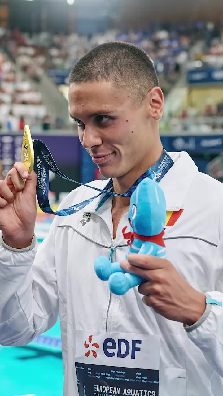 „14-15 km de înot pe zi”  David Popovici, despre munca titanică din spatele celor  două medalii europene de aur:   „Mă consider mult mai matur”