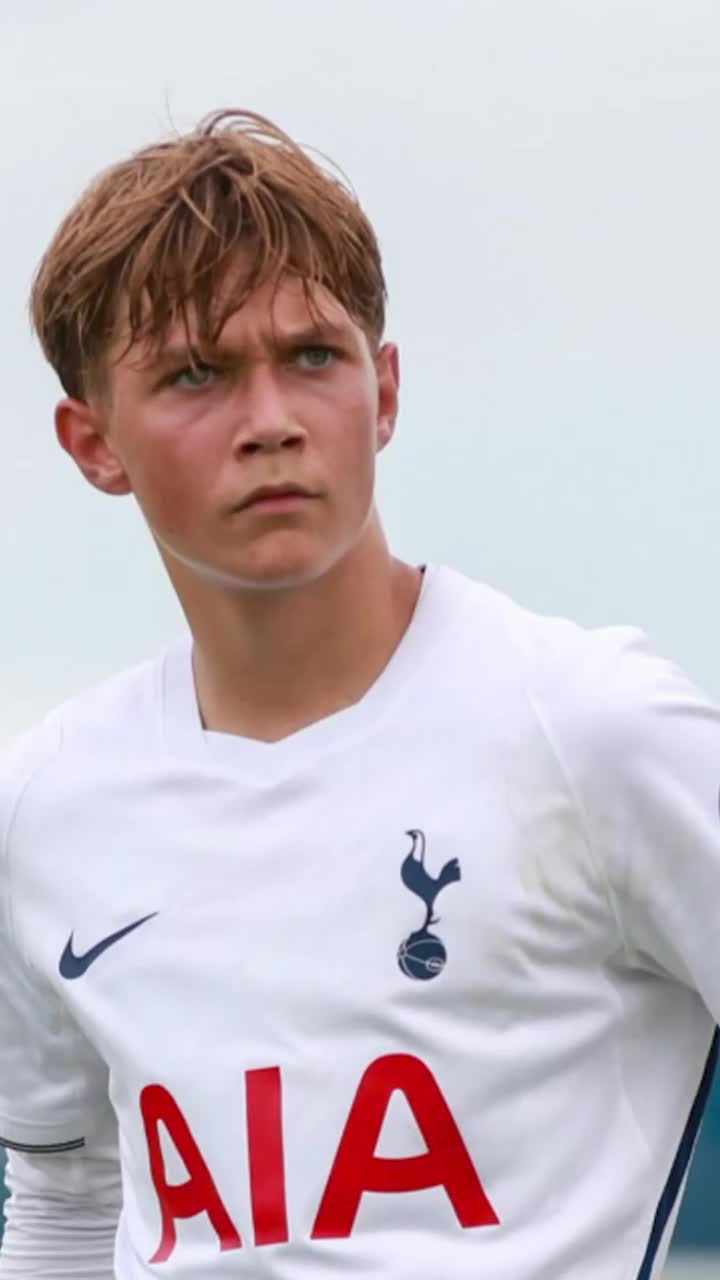 „Limbaj vulgar și bullying”  Scrisoarea părinților unui  supertalent de la Tottenham  care a refuzat Republica Moldova și a ales România
