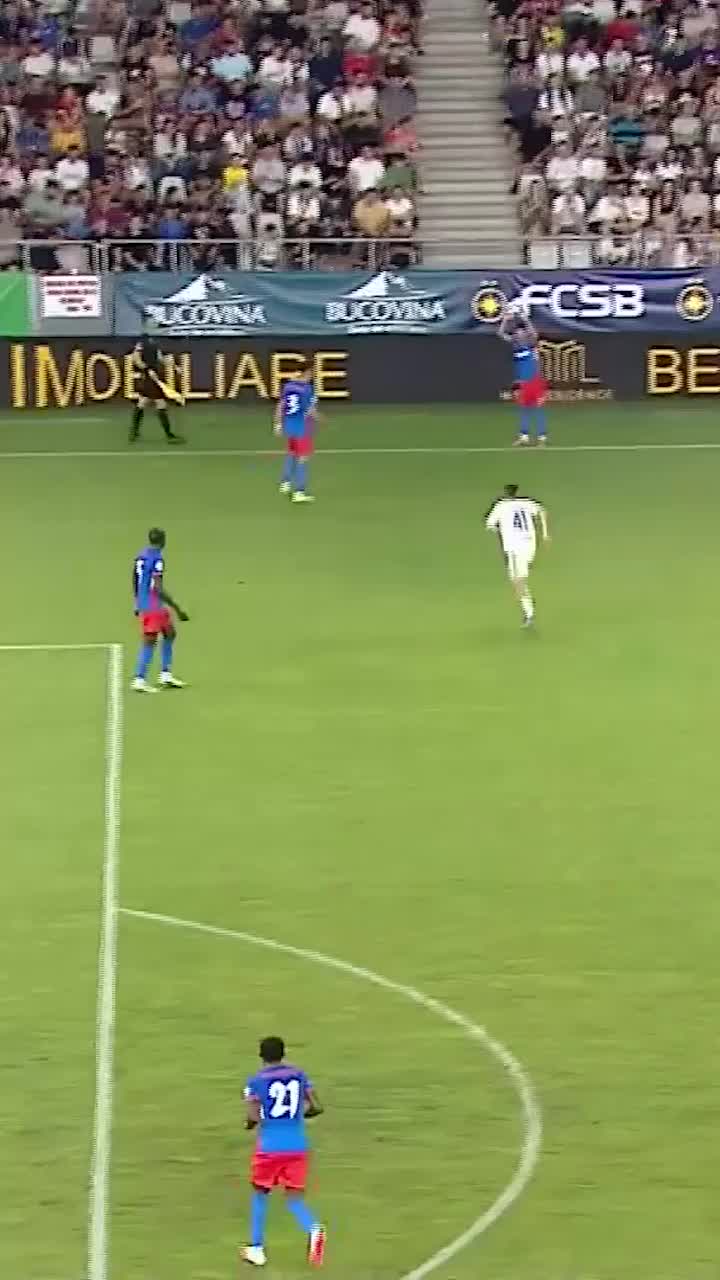 Dawa, punct vulnerabil   VIDEO CU FAZA.   FCSB, egalată după gafa stoperului.  A făcut cadou mingea la marginea careului
