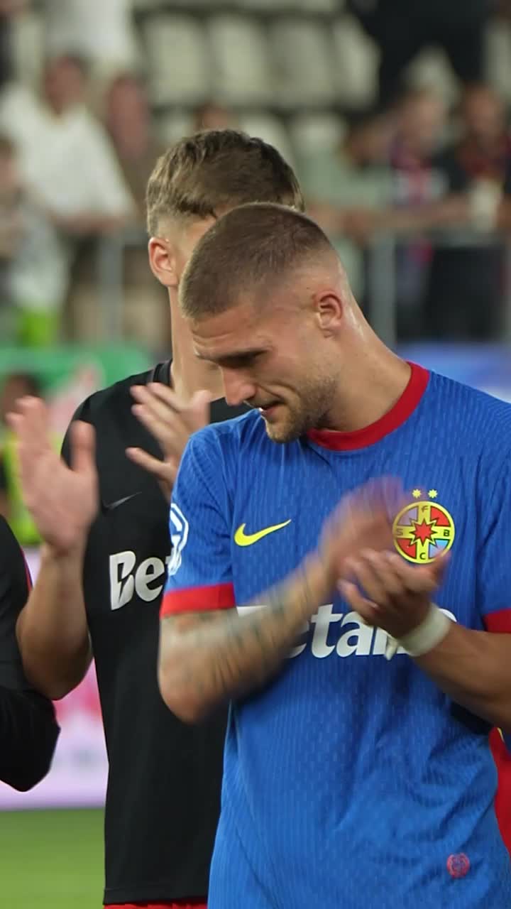 „Nu ne doare în șezut că nu câștigăm”  Bîrligea, reacție dură la adresa fanilor FCSB: „Dacă nu sunteți suporteri,  stați acasă!”