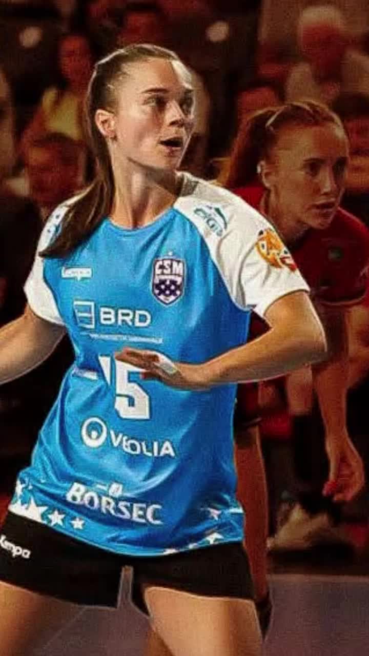 CSM București, surclasată  Elevele Bojanei Popovic, învinse dramatic de campioana Gloria Bistrița în  semifinalele Supercupei  » Când se joacă finala