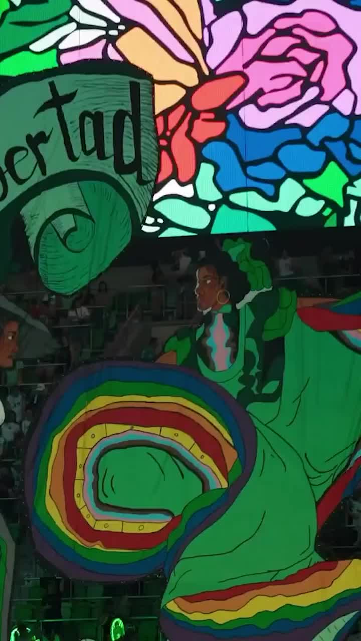 Scenografie dedicată comunității LGBTQ+   Mesaj uriaș  afișat de suporteri la meci, în ziua marșului Pride