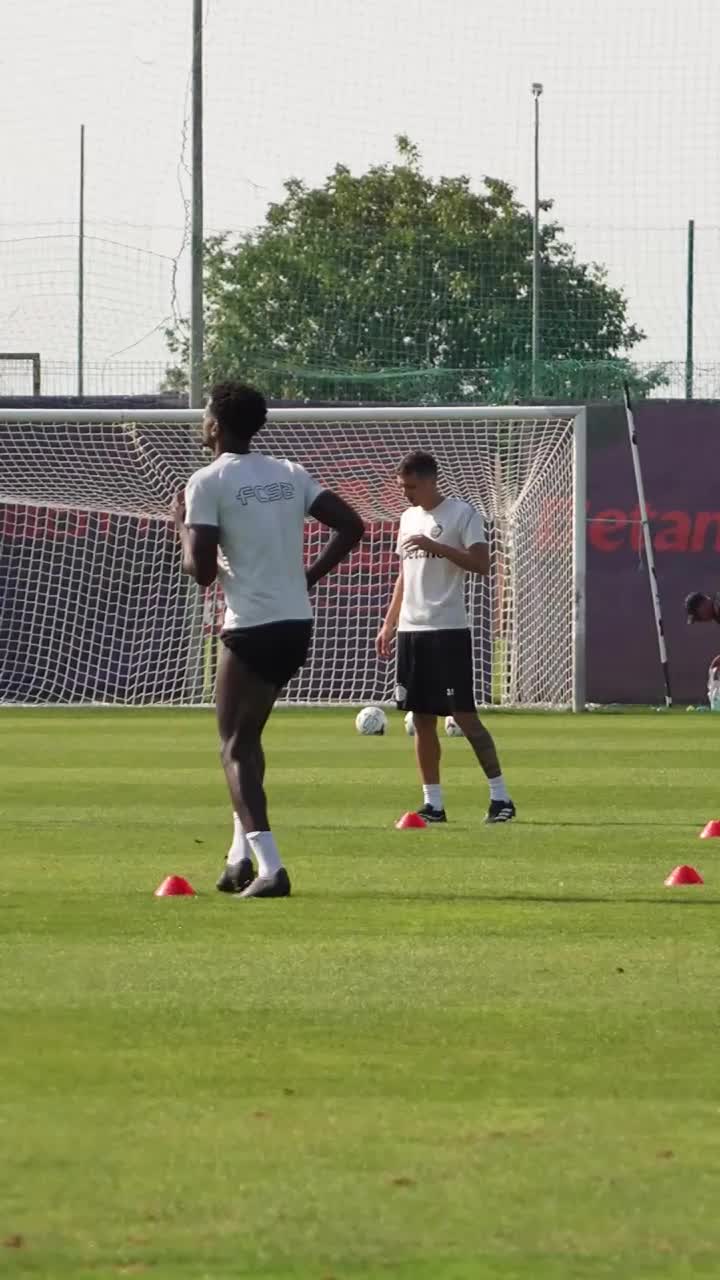 Probleme mari la FCSB  Baciu are la dispoziție doar 15 jucători de câmp pentru  meciul cu FC Argeș!  Care e starea accidentaților