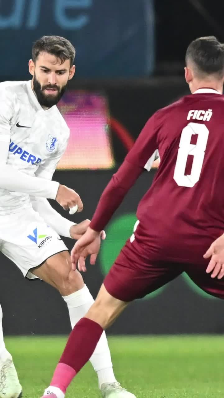 Unde a ajuns pariul lui Daum   Marea speranță  a naționalei s-a transferat în Spania!