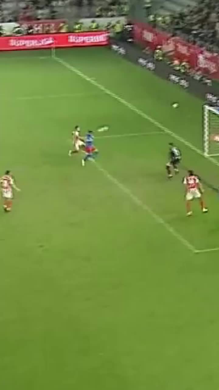 Stoian, ratare monumentală cu Dinamo   FOTO.  Atacantul  putea egala pentru FCSB  la doar câteva secunde de la intrarea pe teren