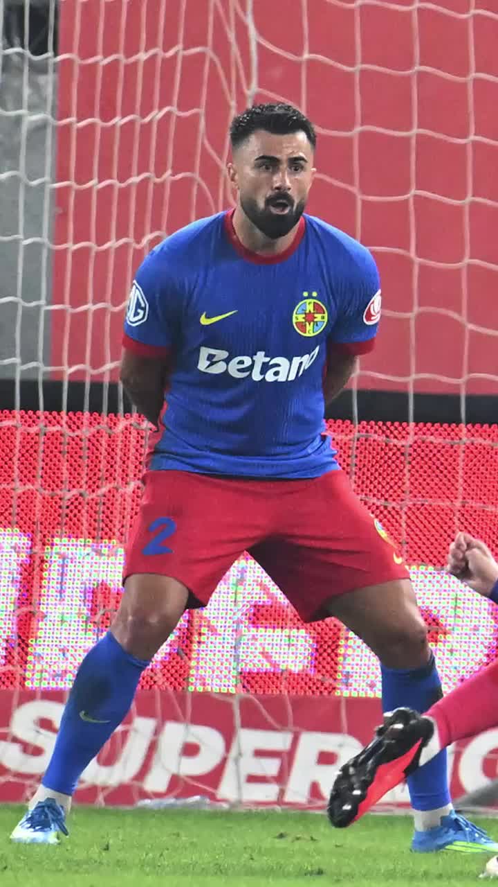 Nu l-au lăsat să vorbească!  Valentin Crețu  a refuzat să ofere declarații  după Dinamo - FCSB 2-1! De ce ar fi luat această decizie