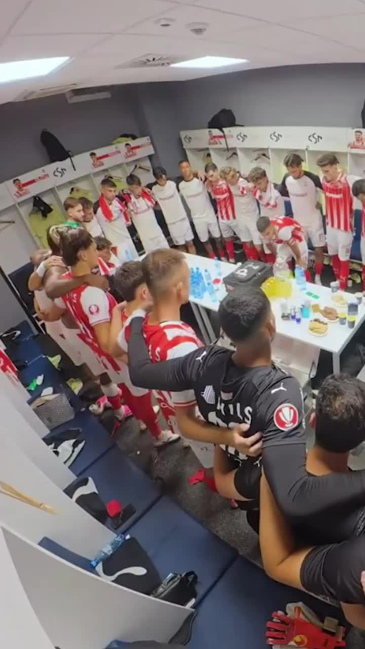 Imagini din vestiarul lui Dinamo   VIDEO  Ce le-au spus Cîrjan și Campos jucătorilor, la derby-ul cu FCSB:  „Vor fi fericiți 6 luni”