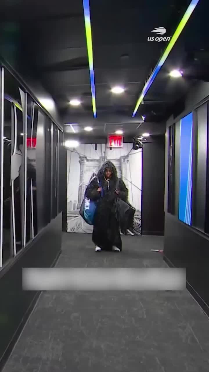 La US Open ca pe catwalk   VIDEO + FOTO:    Townsend îi face concurență lui Osaka  cu outfitul nonconformist purtat înaintea meciului cu Sabalenka