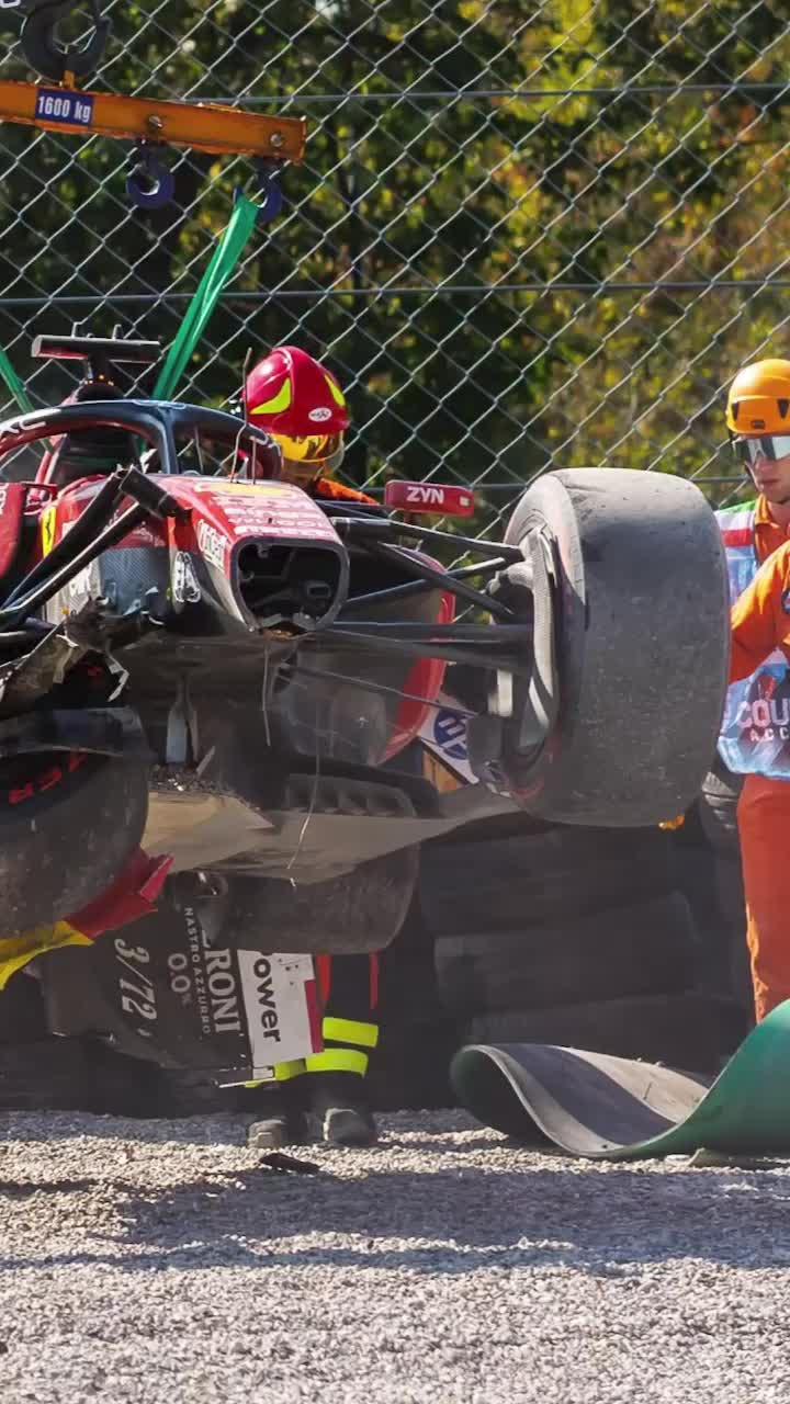 Leclerc, accident violent la Monza   FOTO:   Pilotul Ferrari,  nevoit să abandoneze  în MP al Italiei, după ce a făcut praf monopostul. Antonelli a intrat în istorie