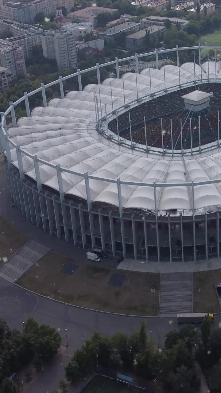 Forfotă la Arena Națională   FOTO.  Ce se întâmplă cu două zile înainte de  revenirea fotbalului  pe cel mai mare stadion din țară