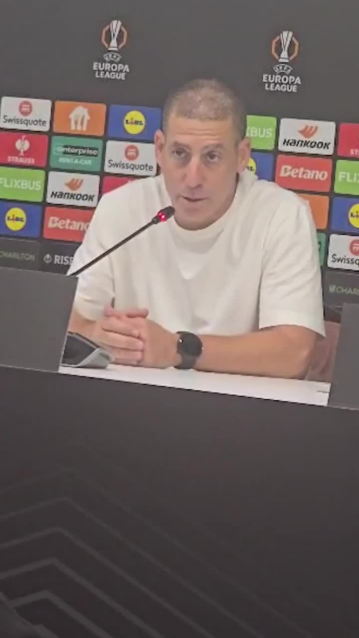 „Nu-i critic! M-au primit în casa lor”  Gestul impresionant făcut de  antrenorul lui Hapoel față de Rapid  după startul Europa League. Subiect controversat