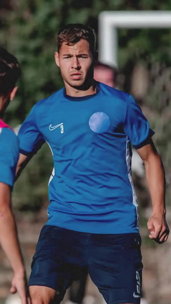 Stema clubului, aruncată la gunoi  Identitatea unui club de tradiție,  ștearsă de pe tricouri