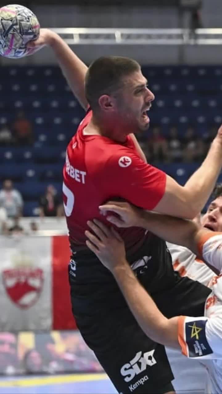 Dinamo, remiză dramatică  „Dulăii” au fost  foarte aproape  de prima victorie a sezonului în EHF Champions League. Cum arată clasamentul