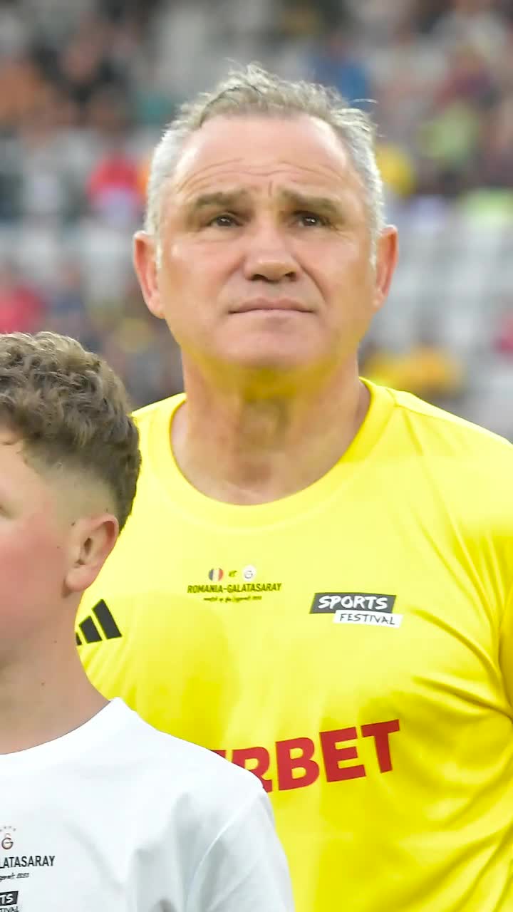 „Are o siguranță de te sperie!”  Fostul coleg al lui Hagi, despre  alegerile selecționerului  înainte de Liga Națiunilor: „Nu există om mai optimist”