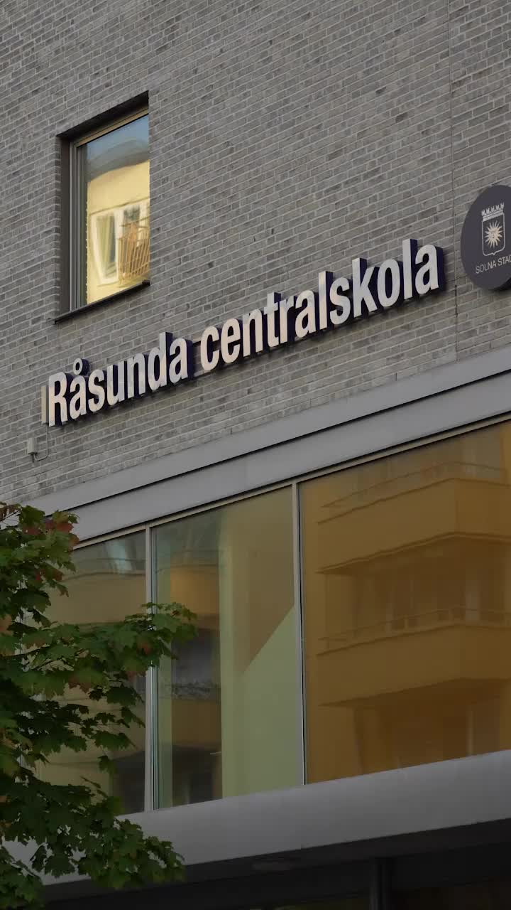 alt-text