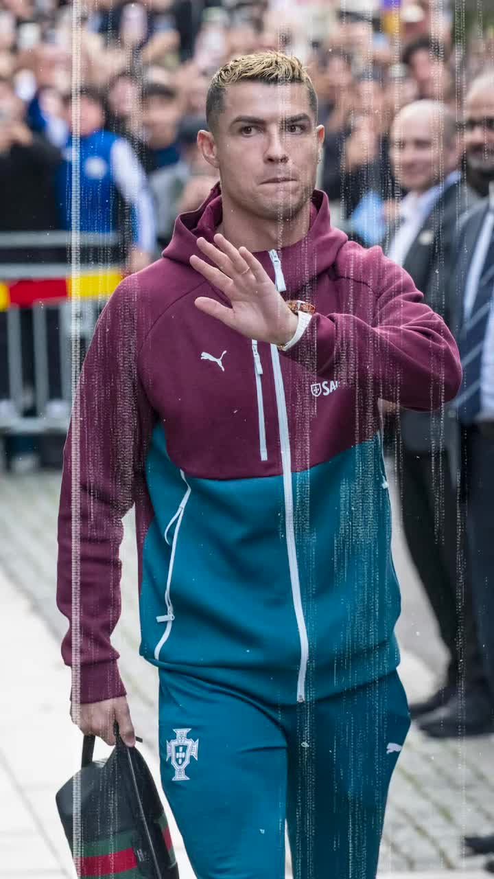 Capăt de drum pentru Ronaldo?  Ce suspendare riscă după ce a părăsit naționala »  S-au dus după el la aeroport!