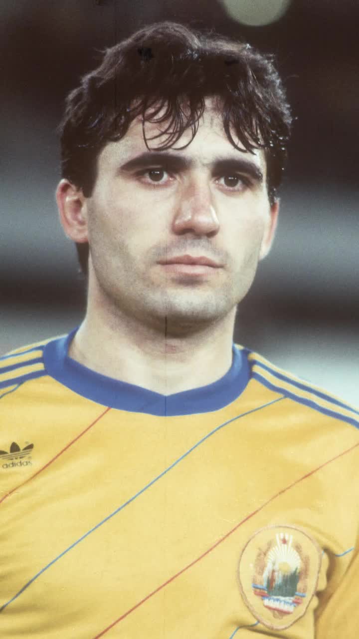 „Jucați, mă, voi!”   Hagi a refuzat să mai iasă de la vestiare  într-un Polonia - România din 1987, după reproșul unui coechipier