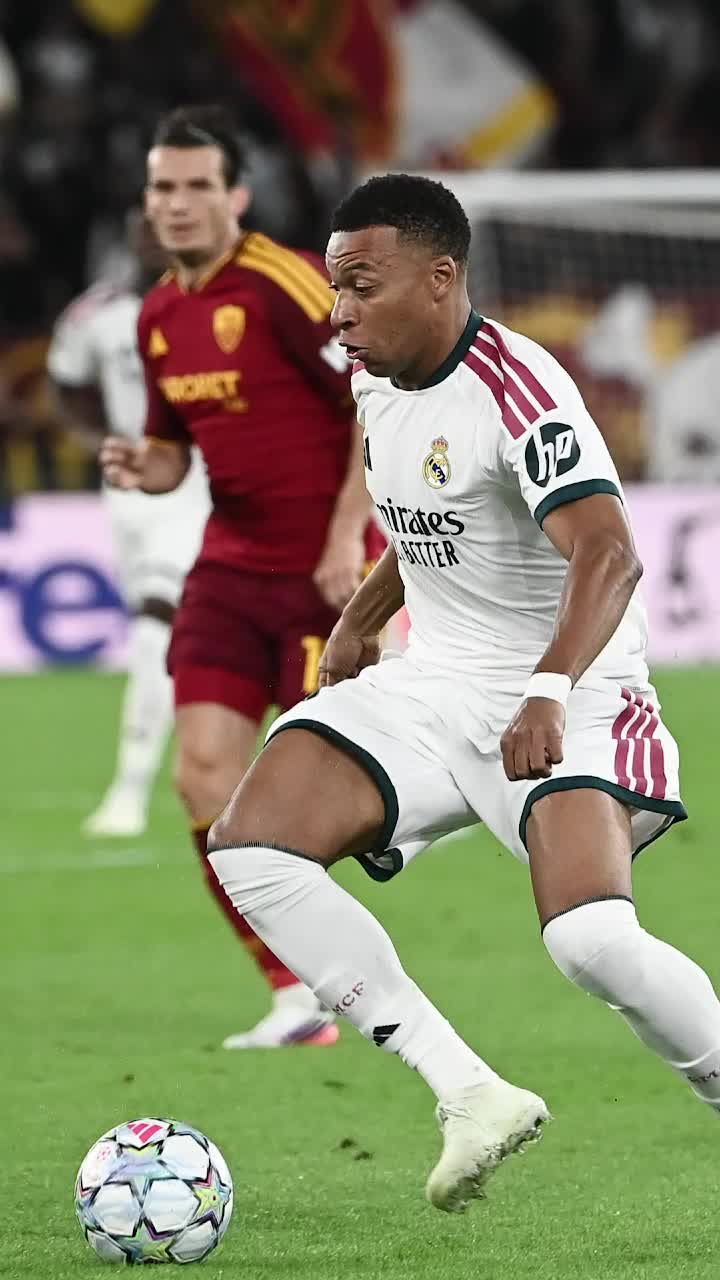 A căzut recordul lui Messi  Performanța istorică bifată de  Kylian Mbappe  în meciul cu AS Roma
