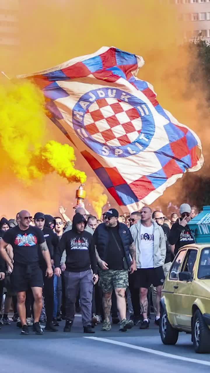 Scandări antisemite &icirc;n Croația FOTO+VIDEO. Ultrașii lui Hajduk Split, mesaje de o violență extremă: &bdquo;Ridică-te, Adolf!&rdquo;