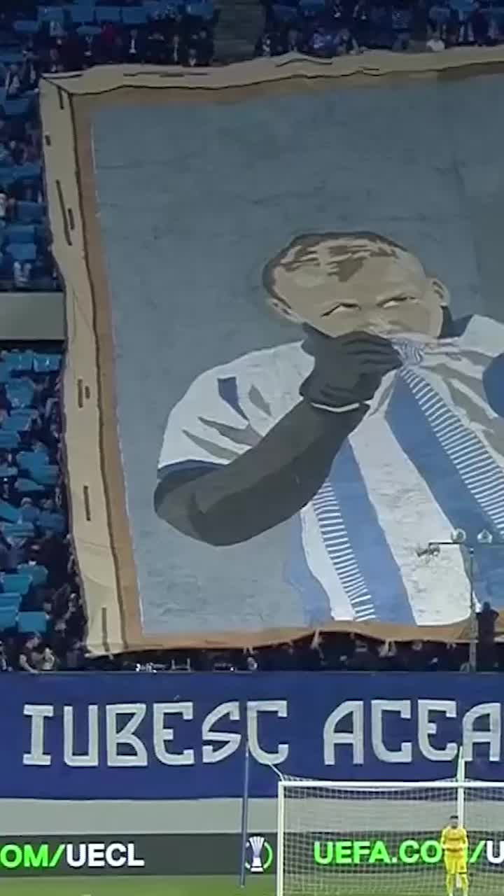 Tribut pentru „Grande”   FOTO.  Scenografie dedicată lui  Craioveanu  la duelul oltenilor cu Getafe