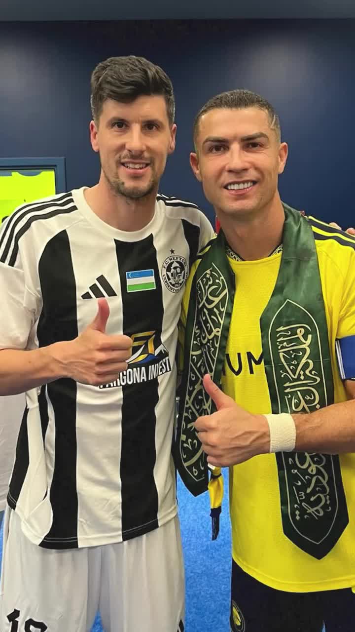 „1000 de goluri împreună”   Fostul atacant dinamovist  s-a pozat cu Ronaldo  după meciul direct