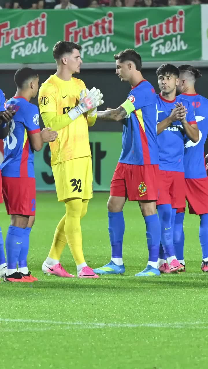 „Mingea îl accidentează!”  Adrian Mutu nu l-a menajat pe atacantul de la FCSB:  „Un corp străin”  » Ce spune despre Drăguș și Stoian