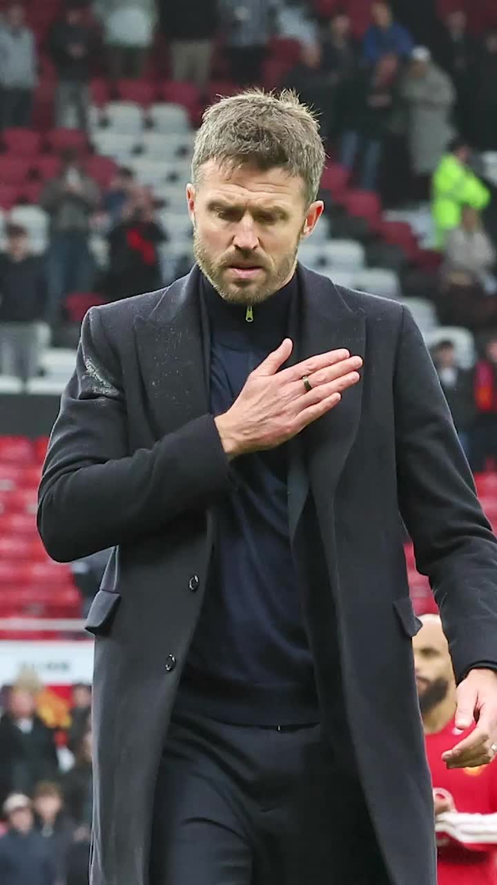 „Carrick trebuie demis azi!”  Manchester United, în criză după un nou eșec » Antrenorul, acuzat că  l-a umilit pe Bruno Fernandes