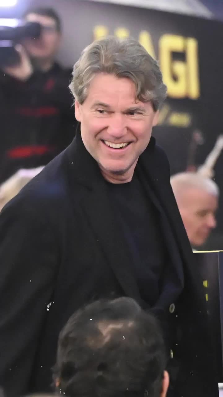 Răducioiu, la Dinamo?  Conducerea încearcă  să-l readucă la echipă,  după ce a plecat cu scandal