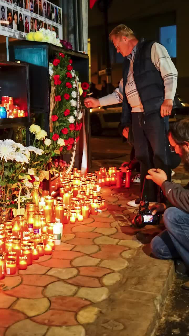 Atac la politicieni    FOTO.  Galeriile cluburilor din România, mesaje dure după  11 ani de la tragedia  de la Colectiv